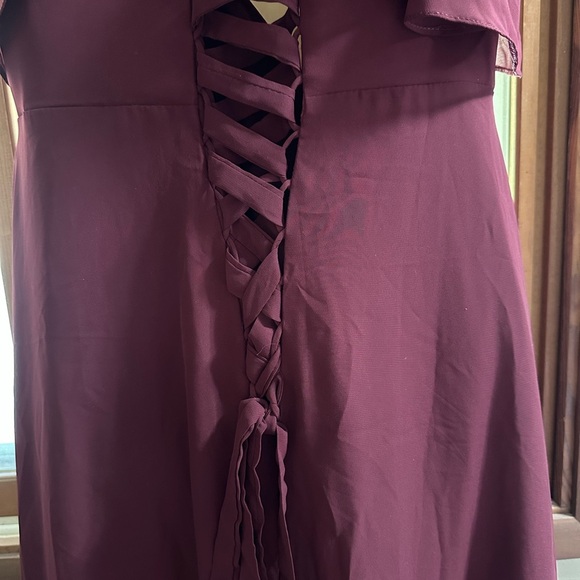VNAIX Burgundy Full Length Bridesmaid Ruffle Dress Thin Straps and Corset Back - Picture 4 of 10